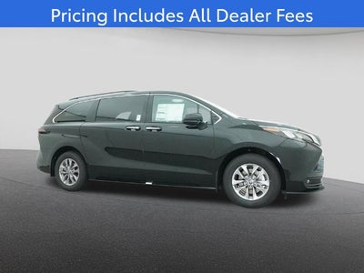 2026 Toyota Sienna XLE 8 Passenger
