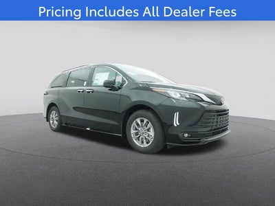 2026 Toyota Sienna XLE 8 Passenger