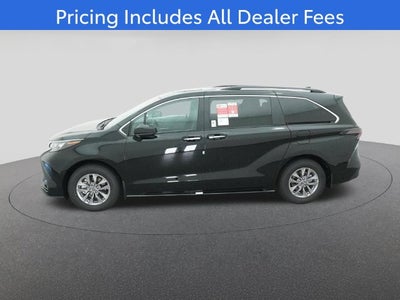 2026 Toyota Sienna XLE 8 Passenger