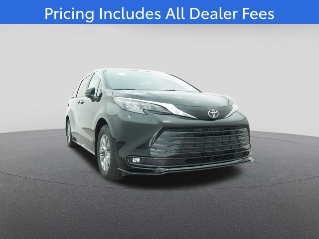 2026 Toyota Sienna XLE 8 Passenger