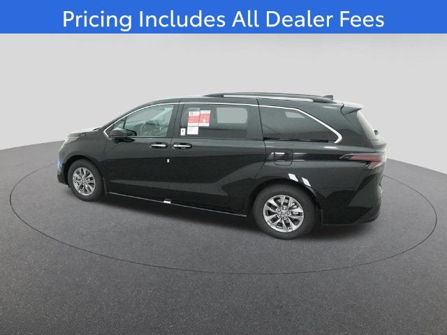 2026 Toyota Sienna XLE 8 Passenger