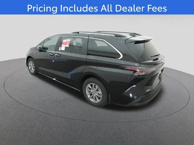 2026 Toyota Sienna XLE 8 Passenger