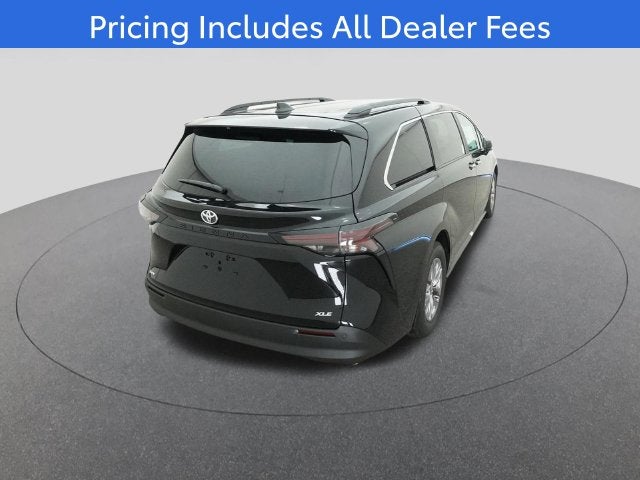 2026 Toyota Sienna XLE 8 Passenger