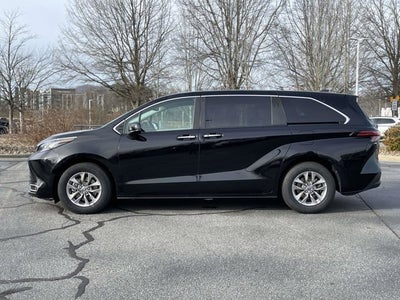2022 Toyota Sienna XLE