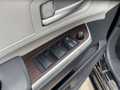 2022 Toyota Sienna XLE