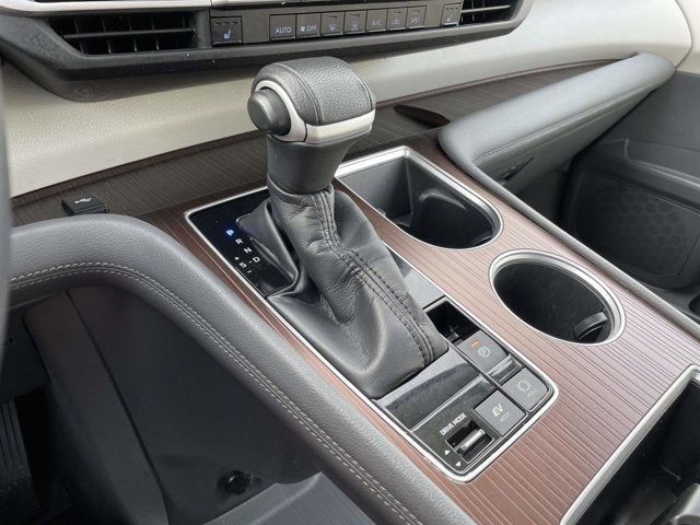 2022 Toyota Sienna XLE