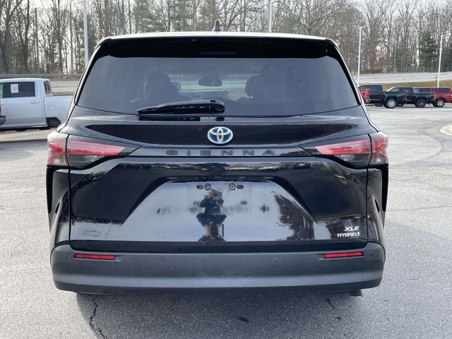 2022 Toyota Sienna XLE