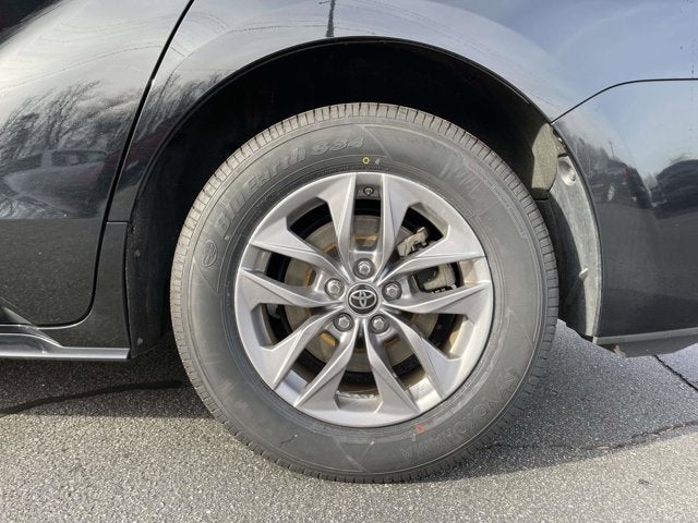 2022 Toyota Sienna XLE