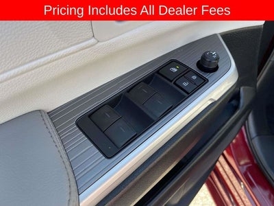 2025 Toyota Sienna XLE 8 Passenger