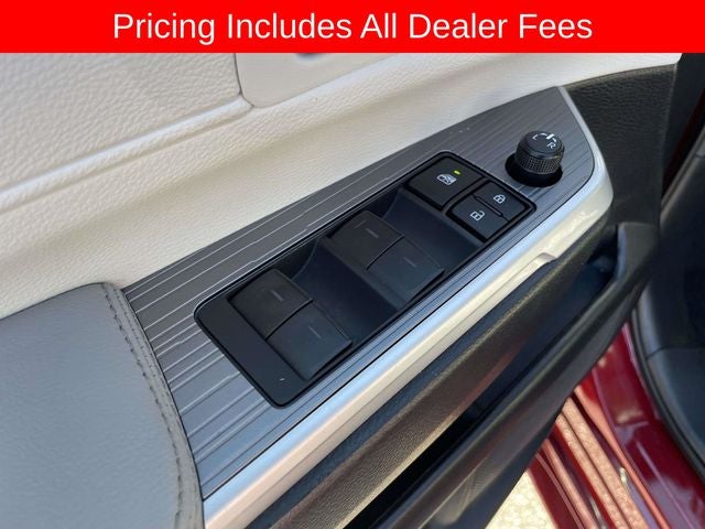 2025 Toyota Sienna XLE 8 Passenger
