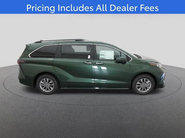 2026 Toyota Sienna XLE 8 Passenger