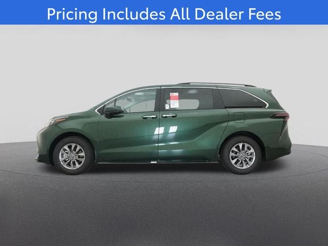 2026 Toyota Sienna XLE 8 Passenger