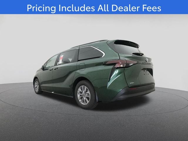 2026 Toyota Sienna XLE 8 Passenger