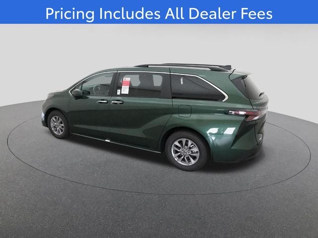2026 Toyota Sienna XLE 8 Passenger