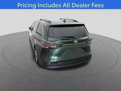 2026 Toyota Sienna XLE 8 Passenger