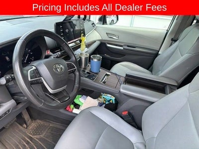 2023 Toyota Sienna XLE 7 Passenger