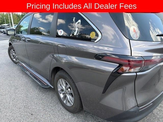 2023 Toyota Sienna XLE 7 Passenger