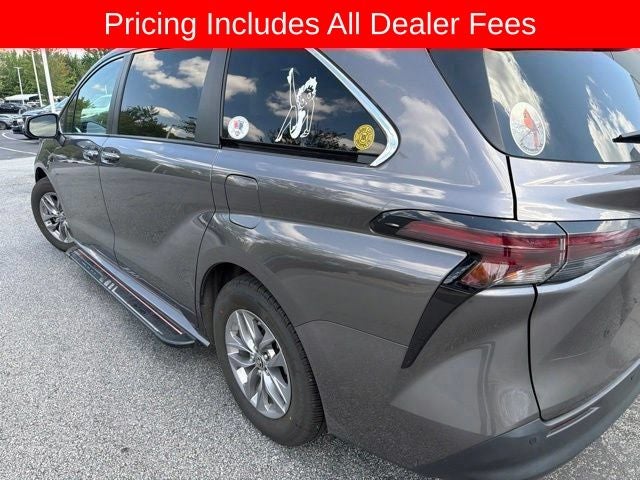 2023 Toyota Sienna XLE 7 Passenger