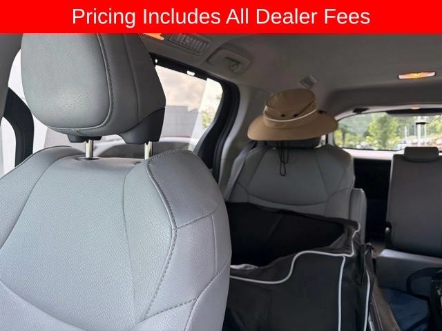 2023 Toyota Sienna XLE 7 Passenger