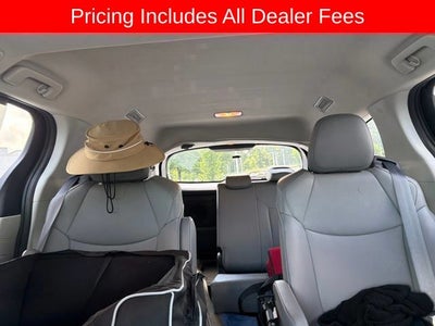2023 Toyota Sienna XLE 7 Passenger