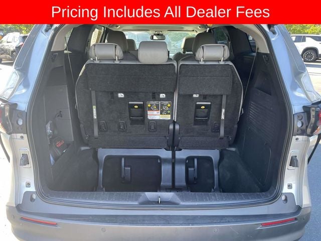 2025 Toyota Sienna XLE 8 Passenger