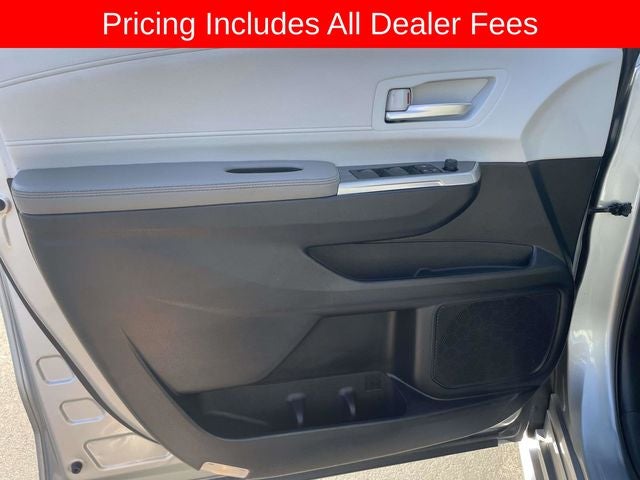 2025 Toyota Sienna XLE 8 Passenger