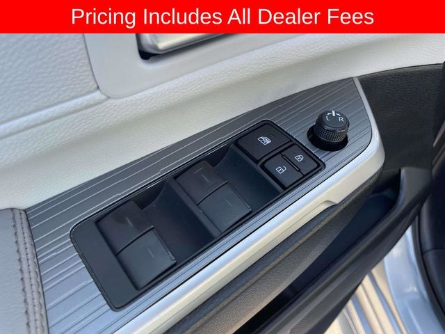 2025 Toyota Sienna XLE 8 Passenger