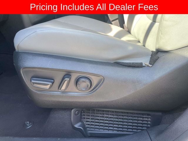 2025 Toyota Sienna XLE 8 Passenger