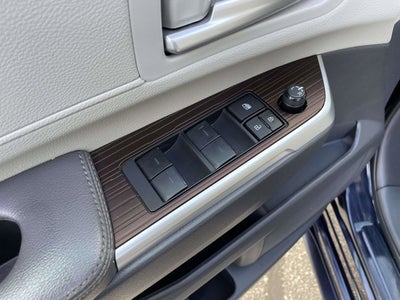 2024 Toyota SIENNA XLE AWD XLE