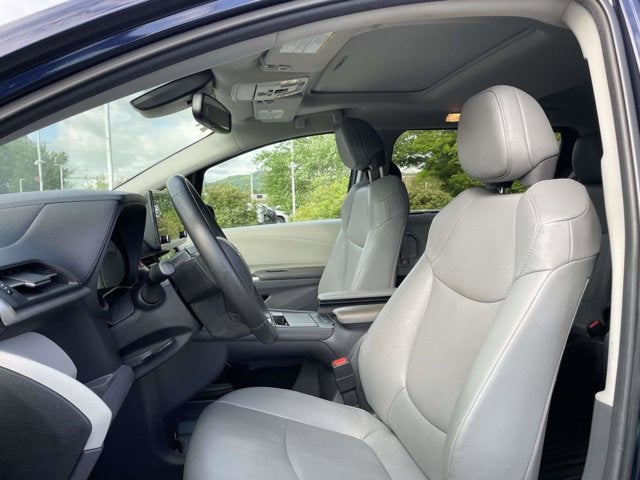 2024 Toyota SIENNA XLE AWD XLE