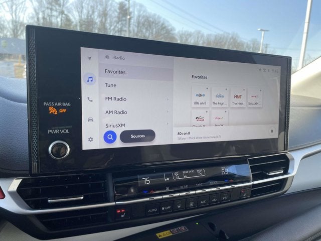 2025 Toyota Sienna XLE