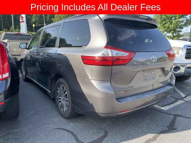 2018 Toyota Sienna XLE 8 Passenger