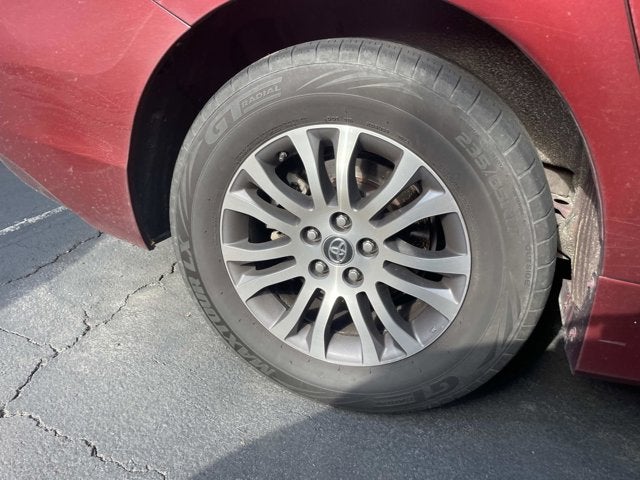 2019 Toyota Sienna L