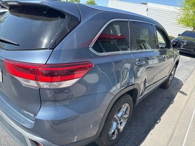 2017 Toyota Highlander Limited