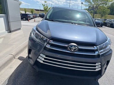 2017 Toyota Highlander Limited