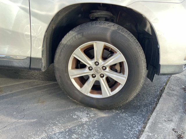 2013 Toyota Highlander Base Plus V6