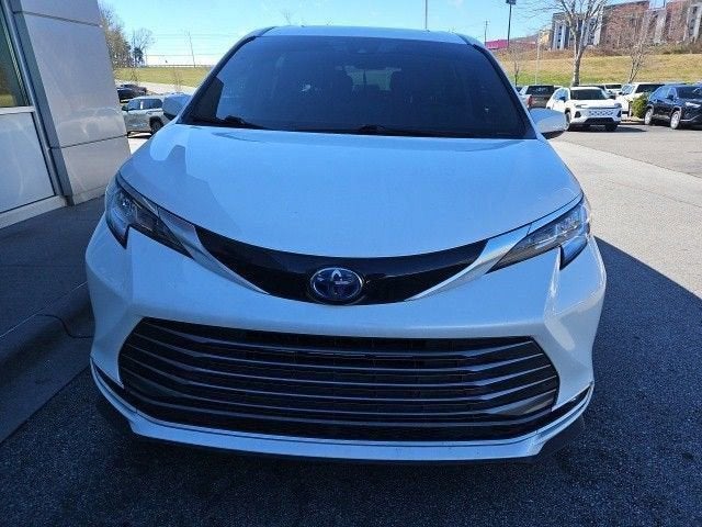 2021 Toyota Sienna Limited