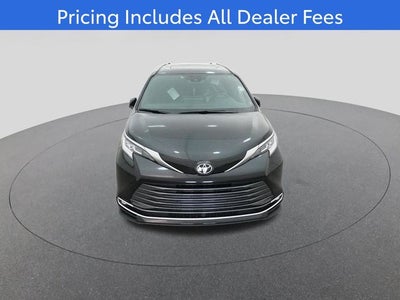 2026 Toyota Sienna Limited 7 Passenger