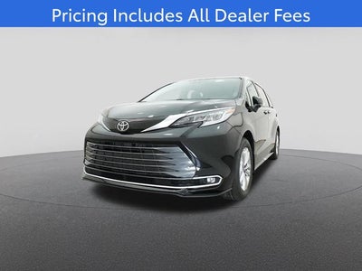 2026 Toyota Sienna Limited 7 Passenger