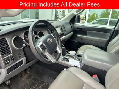 2017 Toyota Sequoia SR5