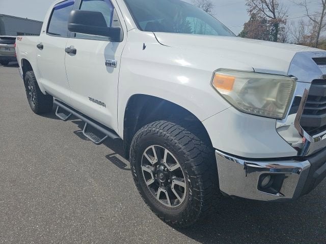 2014 Toyota Tundra SR5