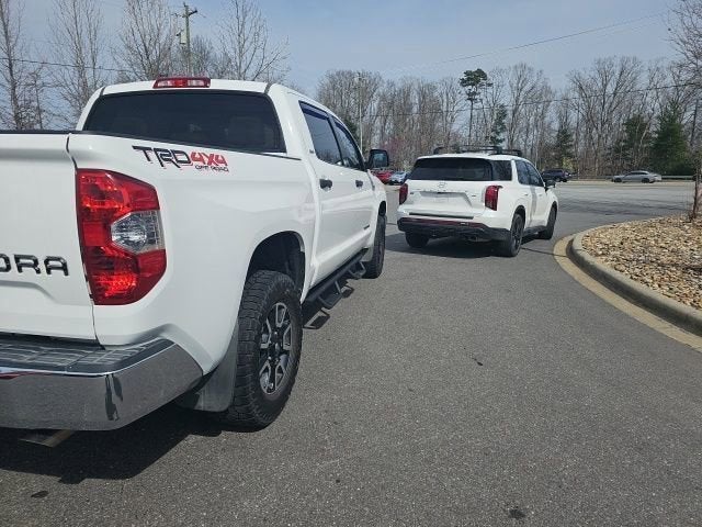 2014 Toyota Tundra SR5