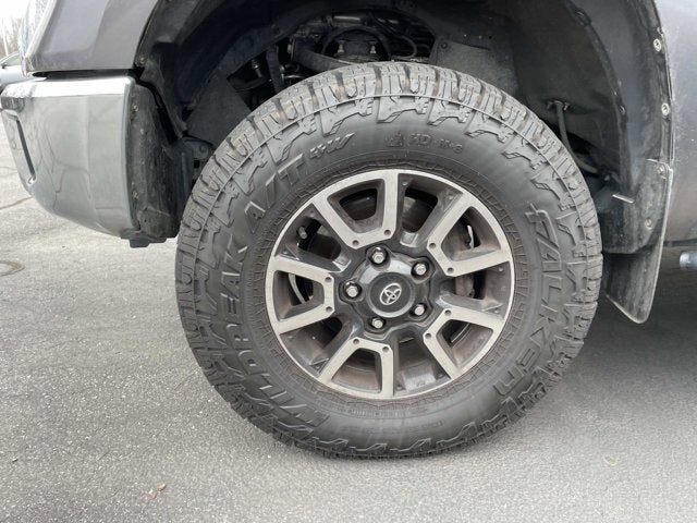 2015 Toyota Tundra SR5