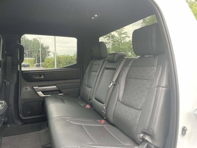 2025 Toyota TUNDRA 4X4 SR5