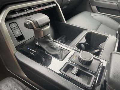 2025 Toyota TUNDRA 4X4 SR5