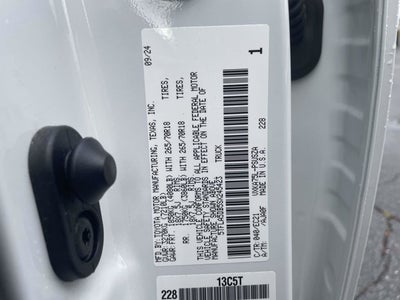 2025 Toyota TUNDRA 4X4 SR5