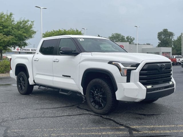 2025 Toyota TUNDRA 4X4 SR5