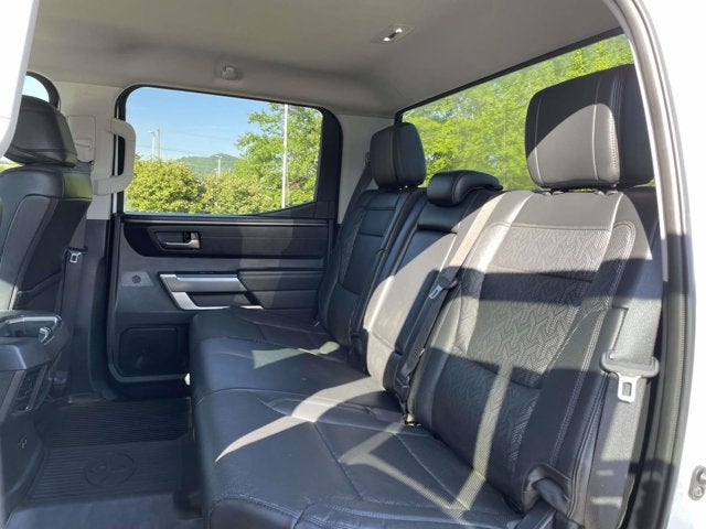 2024 Toyota TUNDRA 4X4 SR5