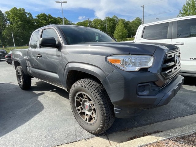 2017 Toyota Tacoma SR