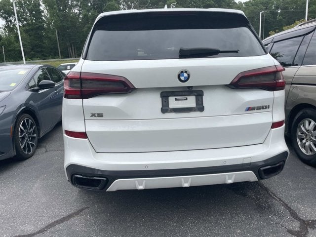 2021 BMW X5 M50i